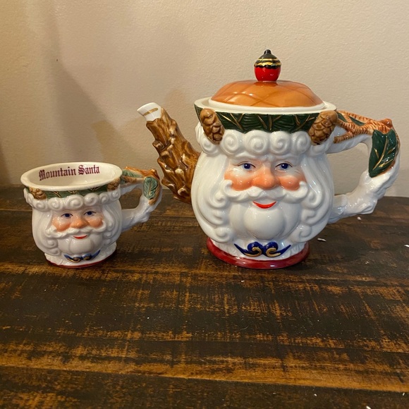 NWT Collectible Santa tea pot and cup Mountain Santa - Picture 2 of 5